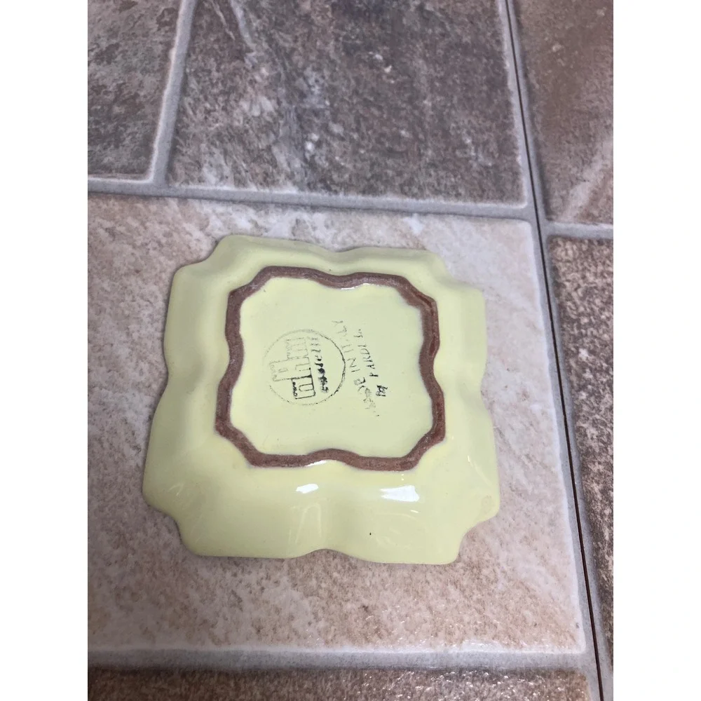 Italian Ceramic Trinket Dish Non Parlare Baciami Yellow Floral Accent Decorative